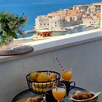 Beautiful Apartment,amazing View,parking! Apartament