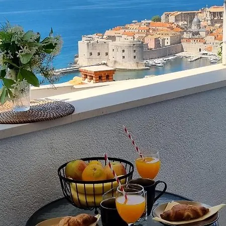 Beautiful Apartment,amazing View,parking! Appartement