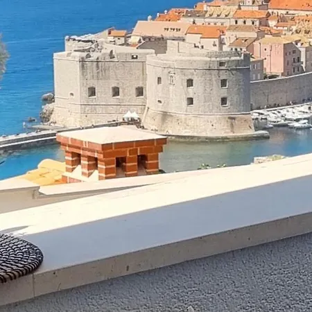 Beautiful Apartment,amazing View,parking! *