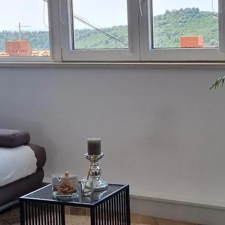 Beautiful Apartment,amazing View,parking! Appartamento *